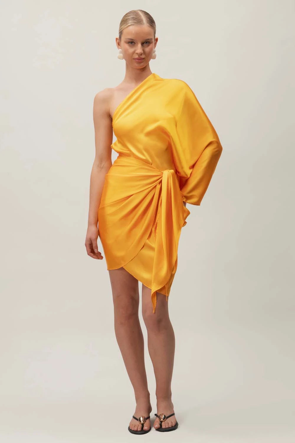 baobab cabana mini dress need some inspo for date night? @hannahann wearing the @baobab marea mini dress
