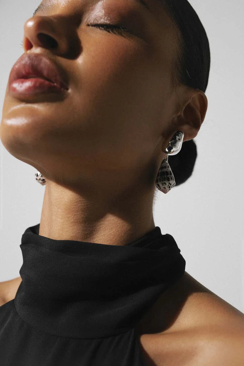 17.CAMILLE-DRESS-BLACK-PANTHER17.5_4911149c-d1c0-4f91-9e16-b599a0269e86.webp