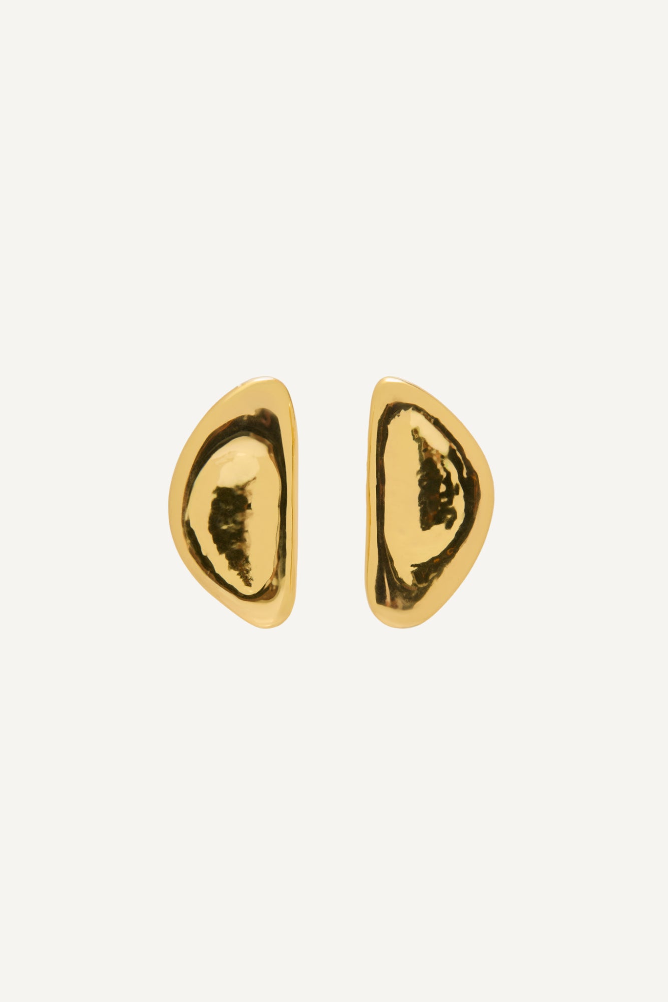 niki_earrings_2.webp