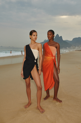 Nikka Cover Up Preto
