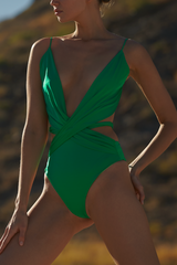 Mia One Piece Emerald